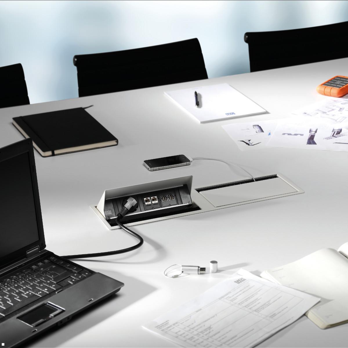 Bachmann CONI DUO Einbaurahmen kurz, 2x 3-fach (911.047) schwarz, Anwendung Bachmann CONI DUO Einbaurahmen kurz, 2x 3-fach (911.047) schwarz, Anwendung