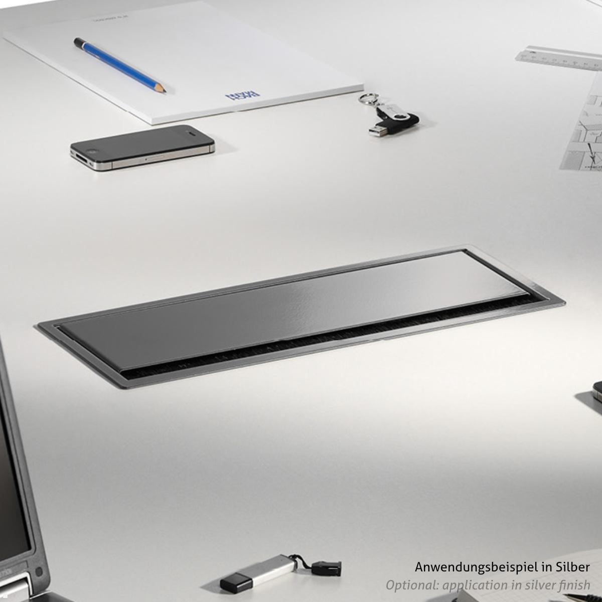 Bachmann CONI Einbaurahmen 4-fach anthrazit RAL 7016 (338.0236) Anwendung Schreibtisch Bachmann CONI Einbaurahmen 4-fach anthrazit RAL 7016 (338.0236) Anwendung Schreibtisch