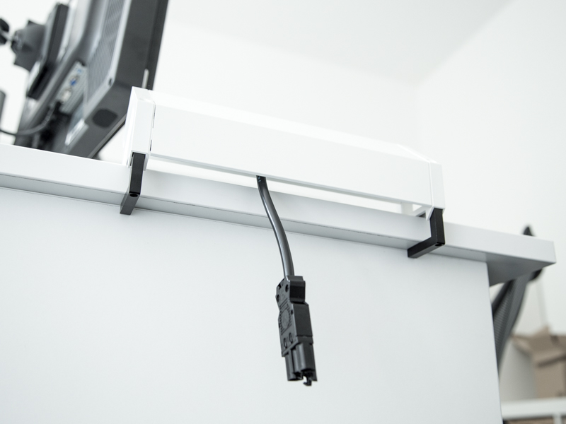 Bachmann DESK 2 1x USB Charger 2x Steckdose 1x Custom weiß (902.228) GST18 Stecker Bachmann DESK 2 1x USB Charger 2x Steckdose 1x Custom weiß (902.228) GST18 Stecker
