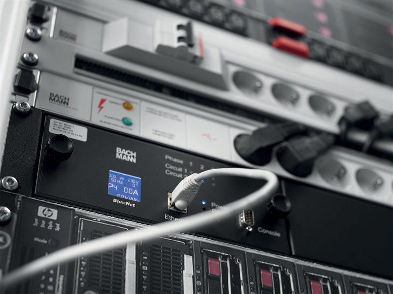 Bachmann 19Zoll Steckdosenleiste 8x Schuko 1x Schalter 1HE 333.505 Serverrack Bachmann 19Zoll Steckdosenleiste 8x Schuko 1x Schalter 1HE 333.505 Serverrack