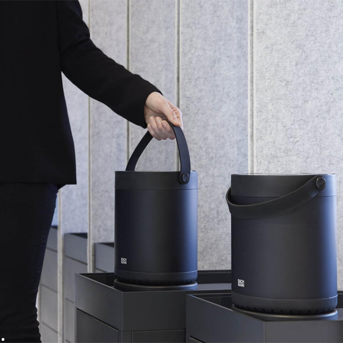 Bachmann MOV:E mit 1x Steckdose 1x USB-Charger A/C (702.5000), nur 3 kg Bachmann MOV:E mit 1x Steckdose 1x USB-Charger A/C (702.5000), nur 3 kg