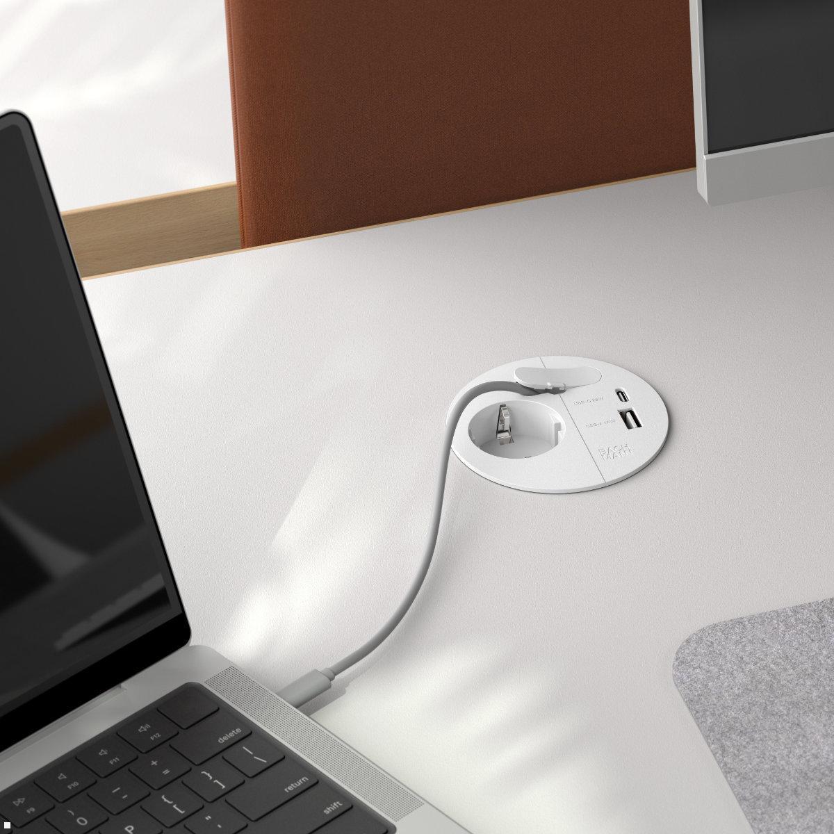 Bachmann LOOP IN CHARGE Steckdose USB A/C Winkelstecker, weiß (938.301), Kabeldurchlass Bachmann LOOP IN CHARGE Steckdose USB A/C Winkelstecker, weiß (938.301), Kabeldurchlass