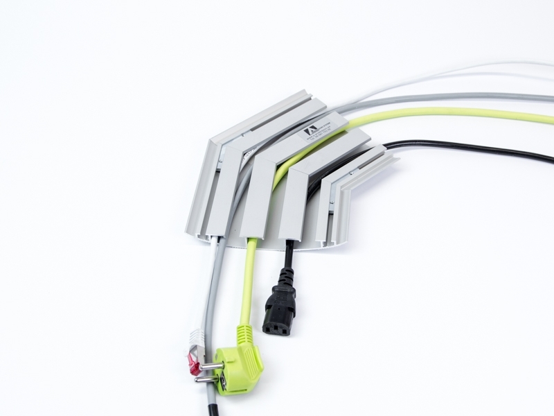 Bachmann Zubehör Cable Bridge Winkel ALU 45° (930.062) Kabelführung Bachmann Zubehör Cable Bridge Winkel ALU 45° (930.062) Kabelführung