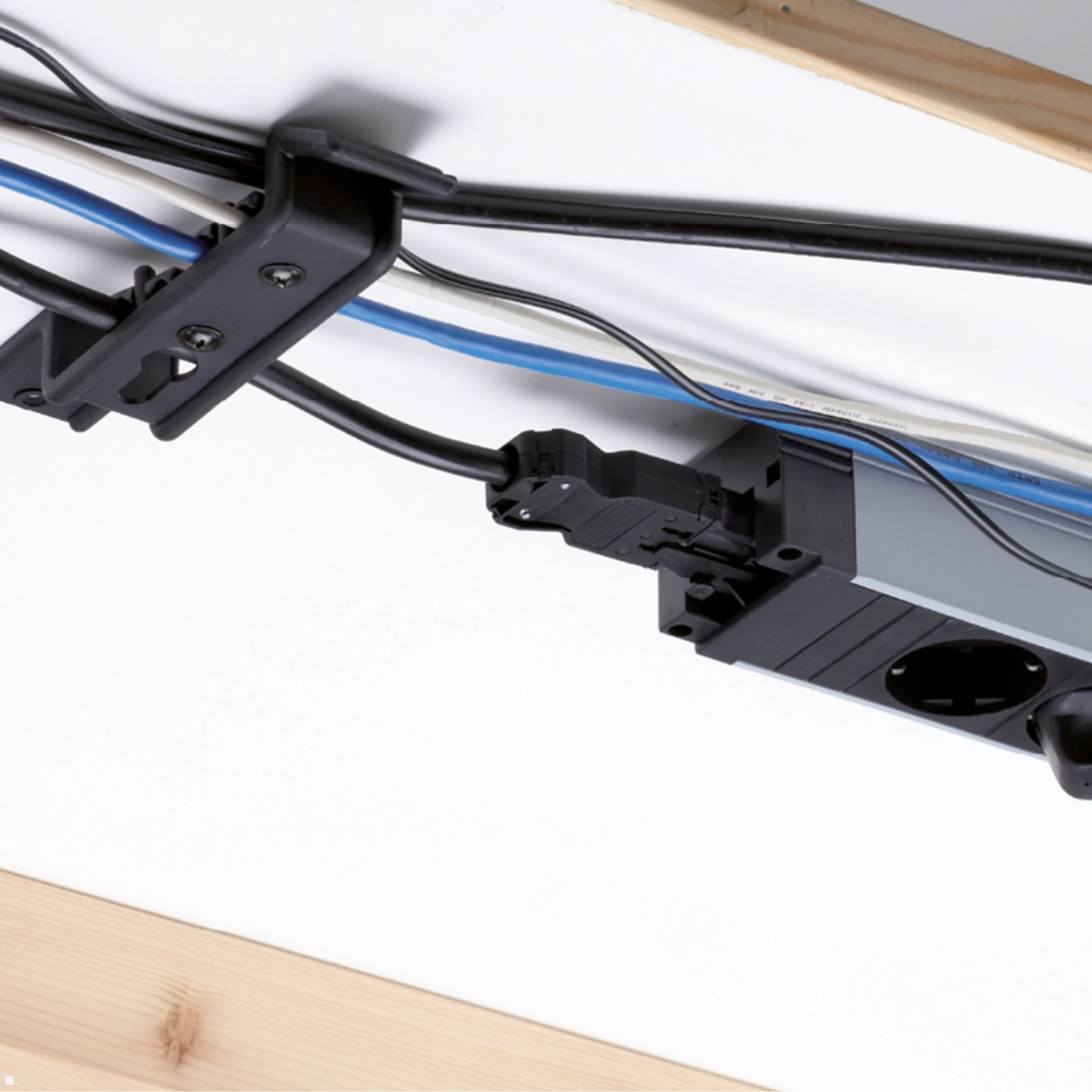 Bachmann Geräteverlängerung GST18, Anwendungsbeispiel Bachmann Geräteverlängerung GST18, Anwendungsbeispiel