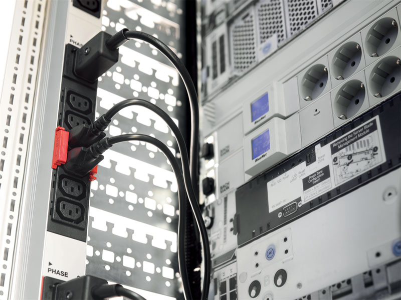 Bachmann Zubehör IT PDU Secure Sleeve C20 schwarz 940.194 Serverrack