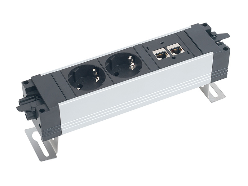 Bachmann STEP Zubehör Haltewinkel Edelstahl mit Langloch (940.024) Bachmann STEP Zubehör Haltewinkel Edelstahl mit Langloch (940.024)