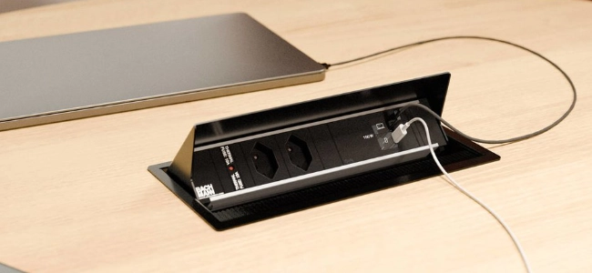 Bachmann Steckdosenleiste, versenkbare Steckdose, Einbausteckdose