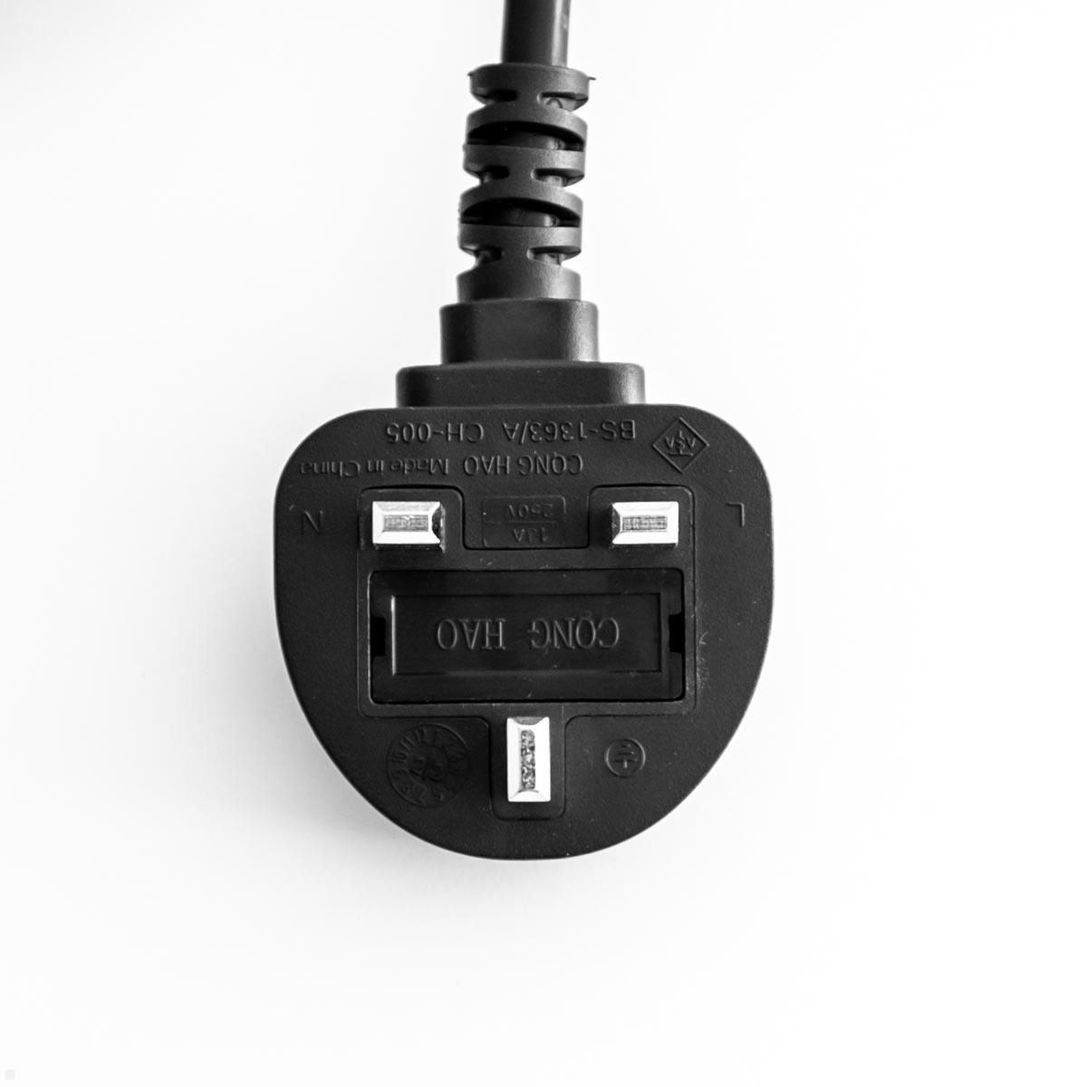Bachmann Anschlusskabel Kabel IEC C5 Steckdose auf UK Stecker (304.1055), Stecker Bachmann Anschlusskabel Kabel IEC C5 Steckdose auf UK Stecker (304.1055), Stecker