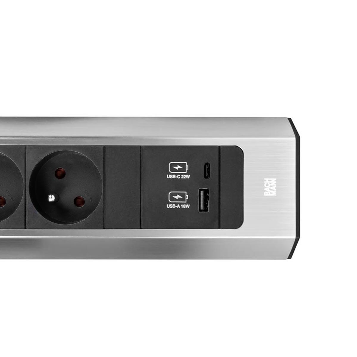 Corner 3x UTE sockets 1x USB Charger A/C - Bachmann CASIA 923.007